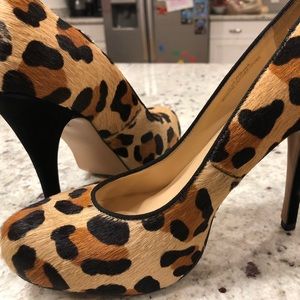 Sexy, high, leopard pumps, sz 7.5 EUC